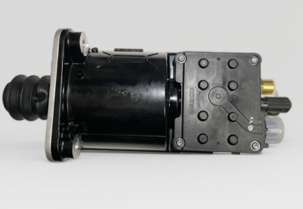 WABCO Pneumatic Clutch Actuator 9701500620 Pneumatic Clutch Control Servo for Heavy Duty Truck AMT Transmission